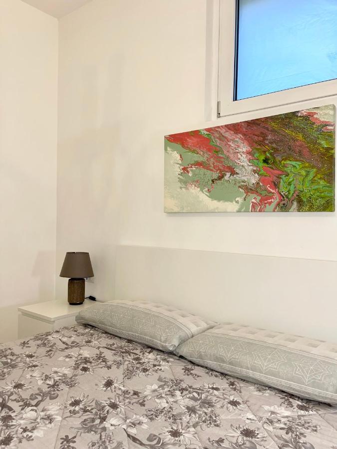 מילאנו The White House, Modern Apartment In Center מראה חיצוני תמונה
